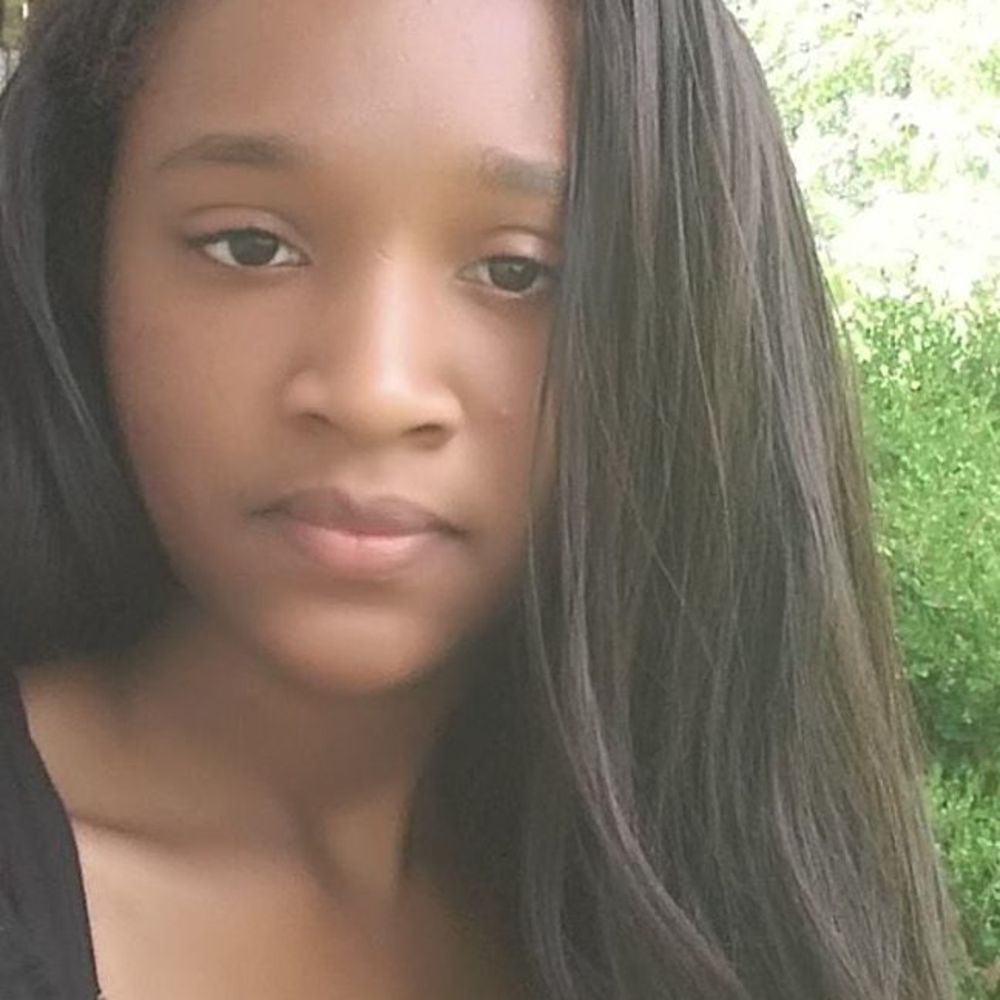 Meet your Posher, Ladesha